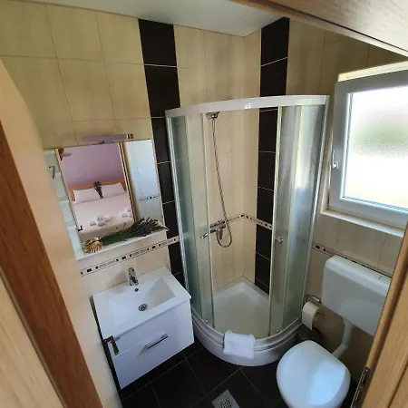 Bbjezera Apartment Jezera